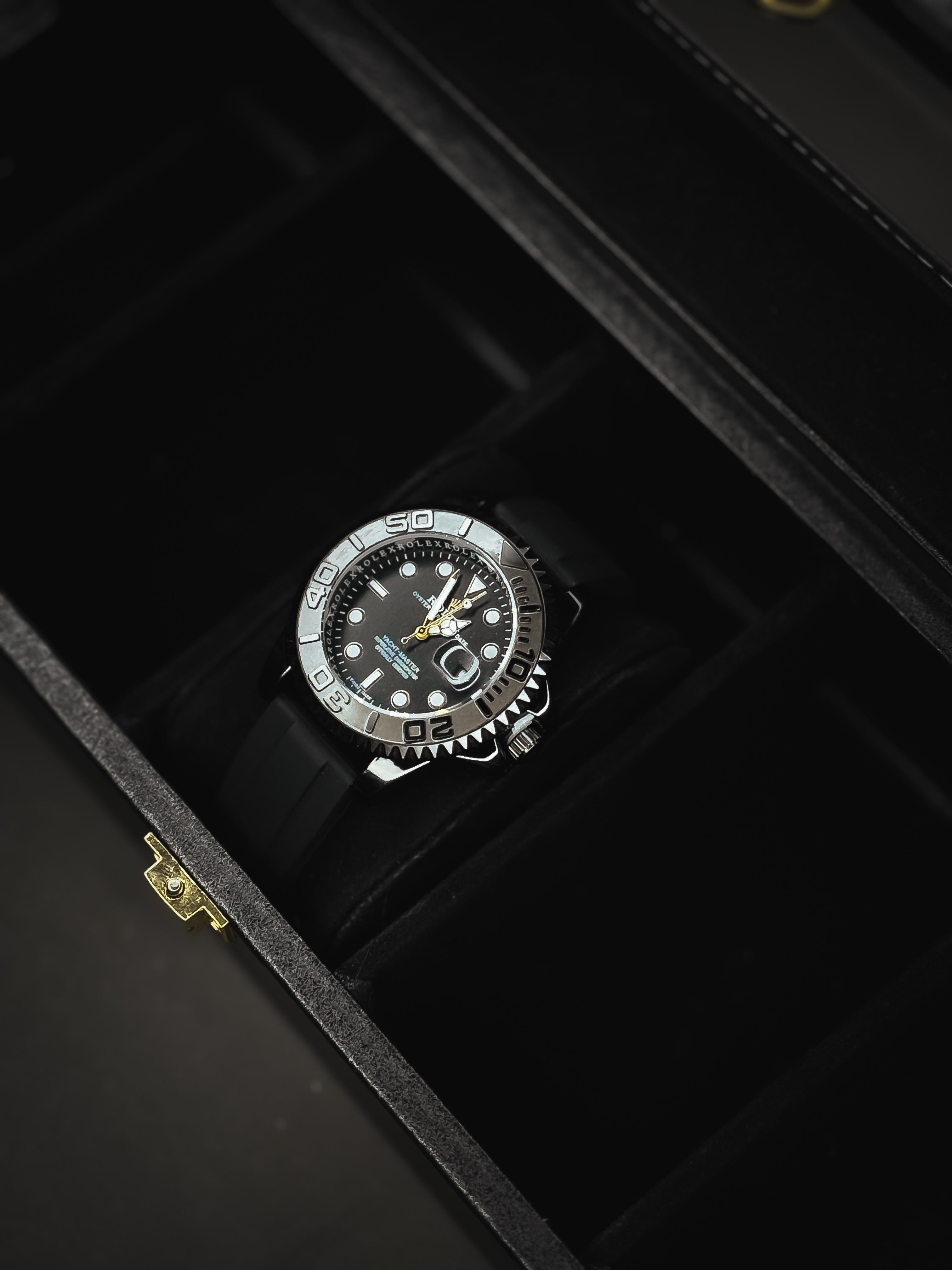 Rolex Rotating Dial Black &amp; Silver Watch