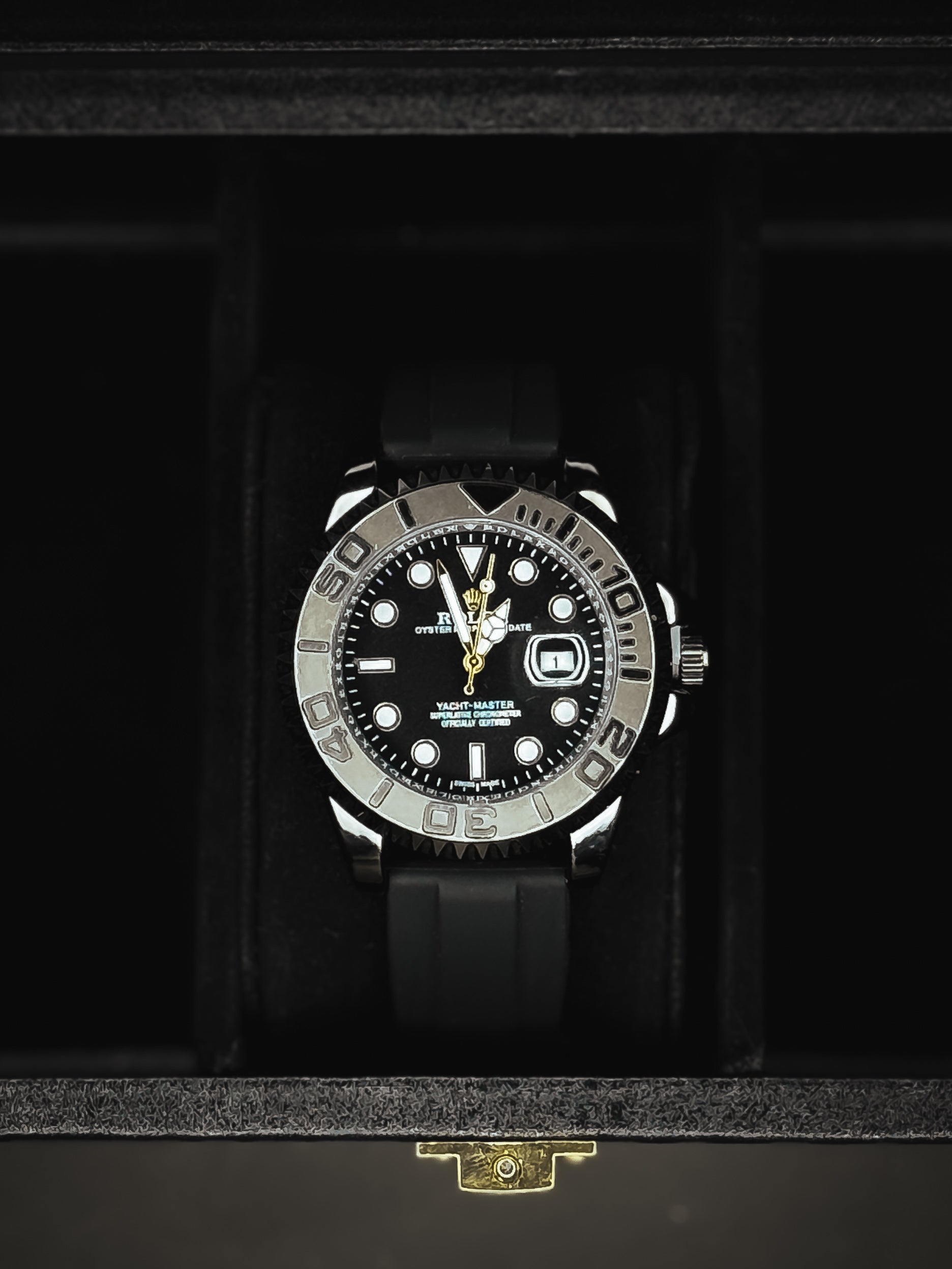 Rolex Rotating Dial Black &amp; Silver Watch