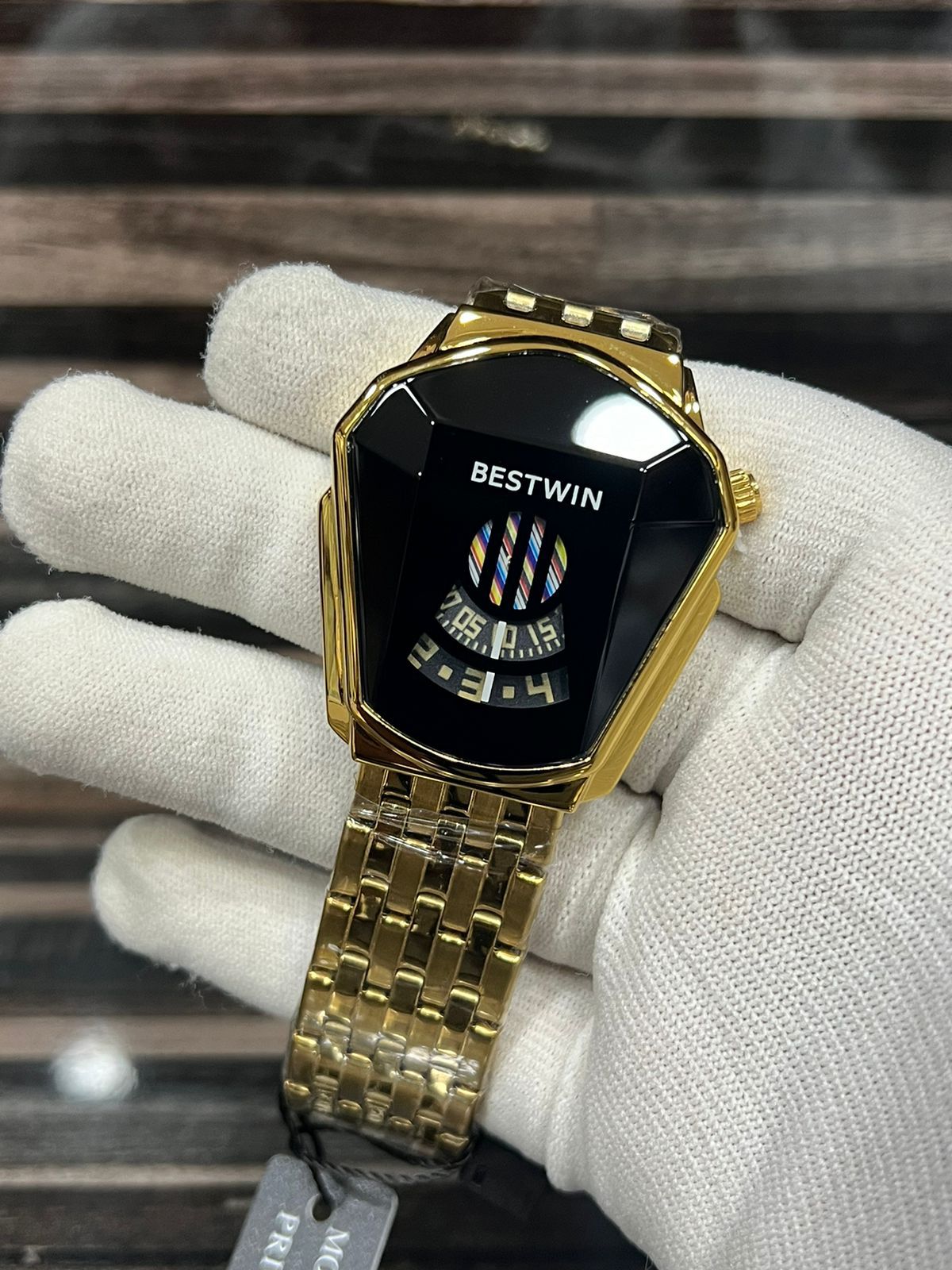 Bestwin Golden &amp; Black watch