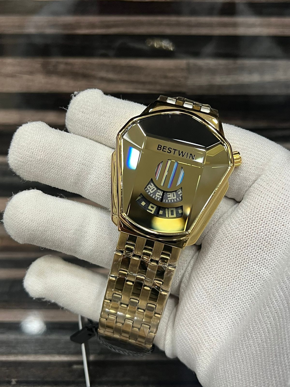 Bestwin Full Golden Watch