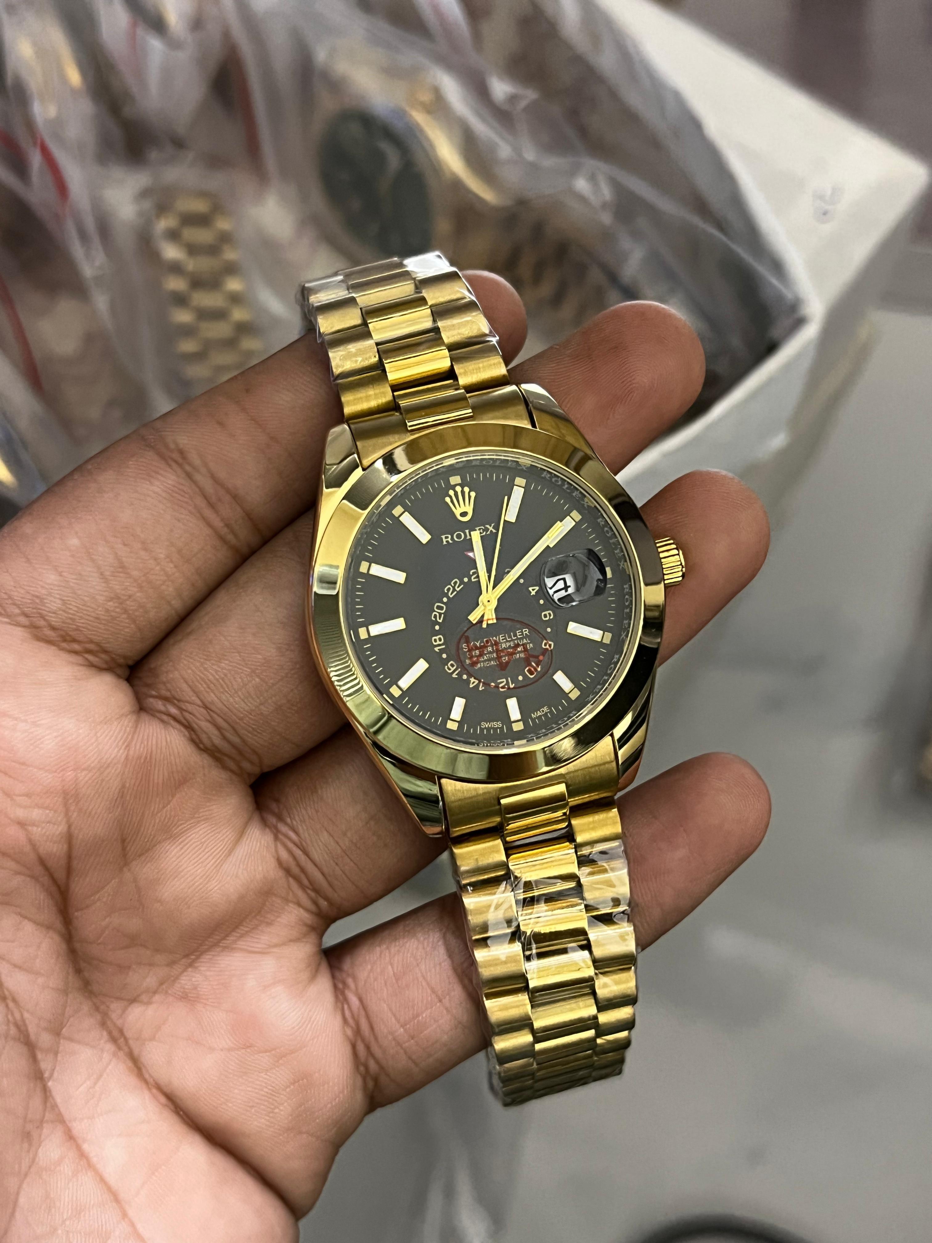 Rolex Golden &amp; Black Watch